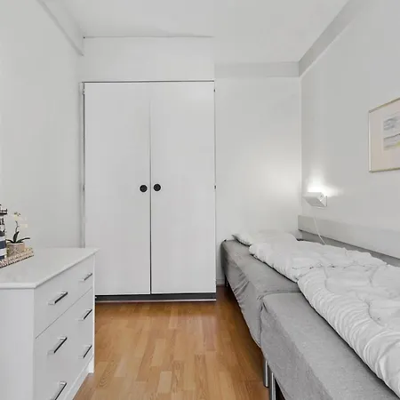 1 Bedroom Gorgeous In Διαμέρισμα *